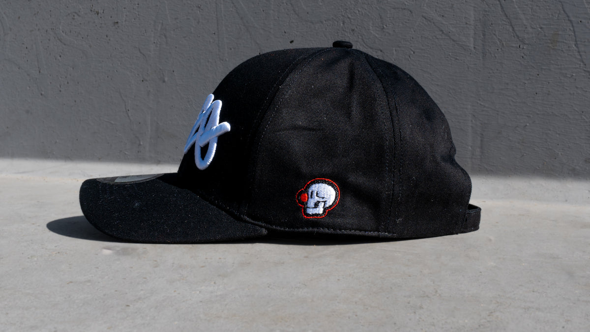 Gorra essential tipografia