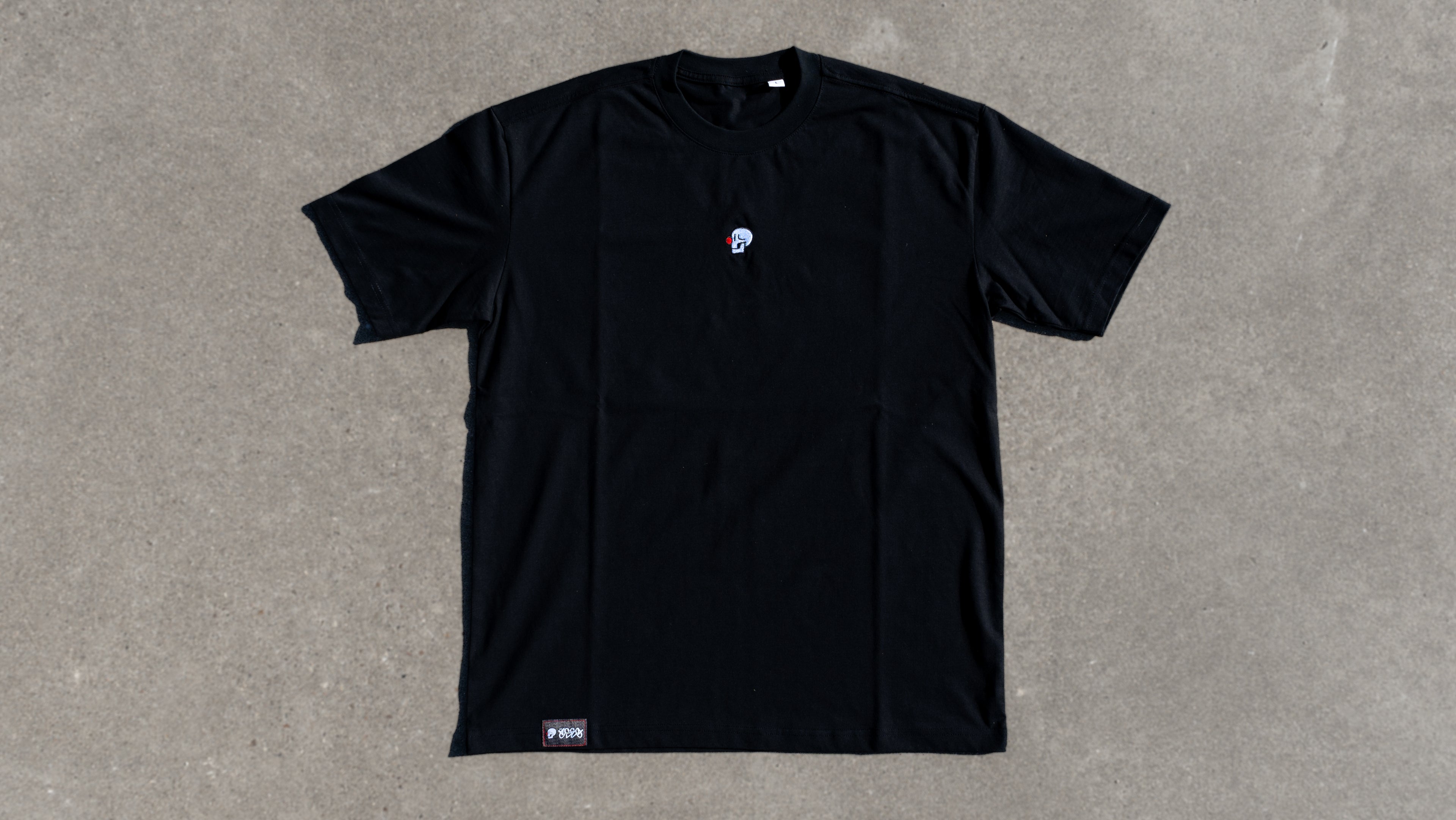 Essential 01 negra