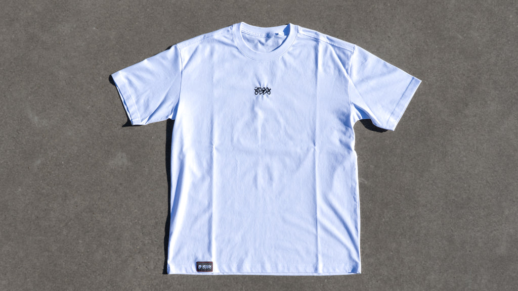 Essential 02 blanca