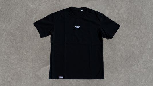 Essential 02 negra